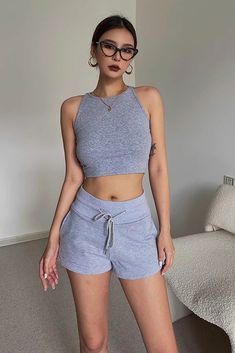 Trendy Spring Outfits, Spring Outfits Dresses, Spring Break Outfit, Cute Spring Outfits, Fitted Shirt, Spring Fashion Outfits, Plain Color, Sports Shorts, Spring Outfits Casual