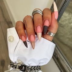 50+ Christmas Nails You Need To Try This Year! - Prada & Pearls Maquillage On Fleek, Cute Nails For Fall, Nails 2021, Fabulous Nails, Chic Nails, French Tip Nails, Fall Nails