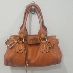 This Is Gorgeous In Person. The Lock Is Broken. There Are A Few Knicks Here And There. Brown Shoulder Bag With Turn-lock Closure And Double Handle, Chloe Brown, Chloe Bags, Chloe Bag, Brown Bag, Michael Kors Hamilton, Brown Bags, Shoulder Bags, Camel