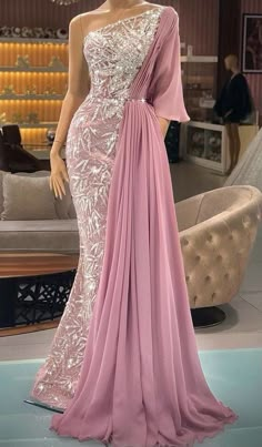 Dresses Design Ideas For Wedding Guest, Latest Evening Gown Designs 2023, Evening Dresses For Weddings 2023, Wedding Outfits For Mother Of The Bride, Latest Gown Designs Party Wear 2023, Gowns For Big Tummy, Dinner Wears Classy, Gala Dinner Dress Classy, Gowns Dresses Elegant Classy Glamour