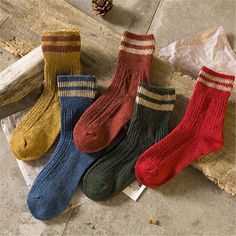 5 Pairs New Womens Cashmere Wool Thick Warm Socks Winter Fashion Striped Design | eBay Black Store, Thick Wool Socks, Cashmere Socks, Thermal Leggings, Womens Thermal, Style Japonais, Winter Socks, Thick Socks, Warm Socks