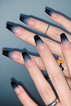 Ongles Goth, Ombre Nail Design, Black Ombre Nails, Ombre Nail Art Designs, Unghie Sfumate, Nails Brown, Goth Nails, Grunge Nails, Blush Nails