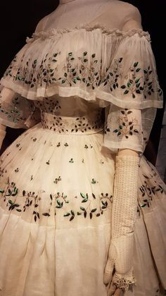 Victorian Dress Ideas, Fairytale Fashion, Chique Outfits, Trend 2024, Old Dresses, Historical Dresses