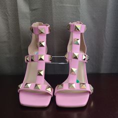 Steve Madden Studded Heels Size 7.5 Pink Closed Toe Heels With Heel Strap, Pink Closed Toe Heels With 4-inch Heel, Pink Closed Toe Platform Heels, Chic Pink Heels With Ankle Strap, Chic Pink Ankle Strap Heels, Pink Block Heel Sandals With 4-inch Heel, Pink Platform Sandals With Pointed Toe, Pink High Heel Sandals With Padded Heel, Pink Pointed Toe Platform Sandals