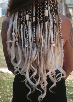 Macrame Dread Wrap Tutorial, Dread Decorations, Partial Dreadlocks, Viking Dreadlocks, Human Hair Dread Extensions, Rockstar Hair, Dreads Diy, Braiding Tutorials