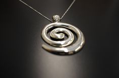 Swirl Pendant in Artistic design made of Solid 925 Sterling Silver ☞ made to last. Free Silver Chain with every Pendant order, 18 inch Silver chain (46 cm) ✓ Matching Ring: www.etsy.com/listing/629804620 Matching Earrings: www.etsy.com/listing/612526028 ⌛ Last pendant left ⌛ Details : ♥ Each item comes in a cute GIFT BOX ✓ ♥ GUARANTEE on the materials ✓ ♥ Pure Solid 925 Sterling Silver ☞ Silver Hallmark on each piece ♕ Statement Silver Necklace, Spiral Pendant, Emerald Ring Vintage, Spiral Necklace, Silver Necklace Statement, Matching Ring, Cute Gift Boxes, Statement Pendant, Matching Rings