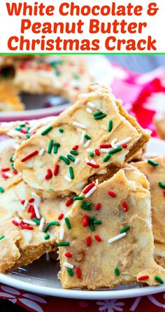 Saltine Cracker Candy, Peanut Butter White Chocolate, Cracker Candy, Chocolate Candy Recipes, Salted Caramel Fudge, Chocolate And Peanut Butter, Saltine Crackers, Christmas Candy Recipes, Christmas Treat