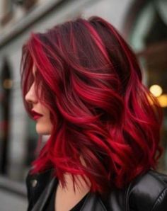 Red Hair Looks, Red Ombre Hair, Hair Color Crazy, Bright Red Hair, Gorgeous Hair Color, Red Highlights, Bright Hair, Trendy Hair Color, Tone Hair