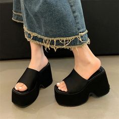 Summer Open Toe Platform Wedges Satin Woman Slippers Thick Bottom High Heels Shoes Casual Slides Zapatos Mujer Shoes Type: basic Applicable Place: outside Upper Material: Silk Heel Height: Super High (8cm-up) Season: Summer Heel Type: Wedges Item Type: slippers Model Number: 3256806939568630 Fashion Element: ROME Department Name: ADULT Outsole Material: Rubber With Platforms: Yes Platform Height: 5-7cm Women Slippers size 34=US size 3 = feet lenght 22CM size 35=US size 4 = feet lenght 22.5CM siz Summer Heels, Platform Wedges, Womens Slippers, Summer Shoes, Types Of Shoes, High Heel Shoes, Open Toe, Black Shoes, Casual Shoes