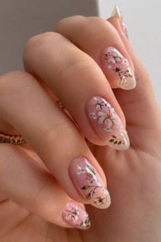 20 Cool Summer Nail Art Designs For Beginners Vintage Rose Nails, Vintage Nails, Nail Art For Beginners, Cute Nail Art Designs, Nail Art Designs Summer, Rose Nails, Nail Designs Glitter, Beautiful Nail Designs