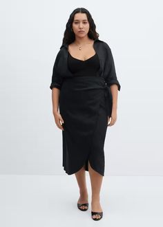 Bow linen skirt - Women | Mango USA Chic Draped Pencil Skirt For Summer, Chic Wrap Flowy Skirt, Chic Summer Wrap Skirt For Work, Summer Asymmetrical Pencil Skirt For Work, Summer Workwear Asymmetrical Pencil Skirt, Chic Wrap Lined Skirt, Chic Asymmetrical Wrap Skirt For Brunch, Lined Draped Skirt For Summer Workwear, Summer Draped Lined Skirt For Work