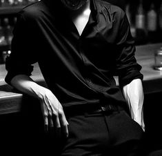 Dark Boy Aesthetic, Black Outfit Men, Estilo Hipster, Dark Men, Bad Boy Aesthetic, Cool Outfits For Men, Attractive Guys