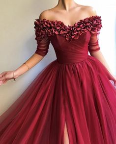 Carmine Blooms Gown | Teuta Matoshi Red Tulle Dress, Couture Dior, Burgundy Evening Dress, Dress With Flowers, Prom Dresses With Pockets, Tulle Evening Dress, Burgundy Prom Dress, Ball Gowns Evening, Tulle Prom Dress