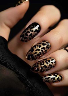 Gold Leopard Nails, Rainbow Nails Design, Rainbow Nail, Cheetah Nails, Fingernail Designs, Leopard Print Nails, Print Nails, Leopard Nails, Animal Print Nails