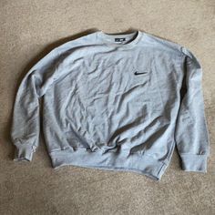 Never Worn/ Brand New Nike Gray Sweatshirt For Streetwear, Nike Sweatshirt Gray, Nike Gray Long Sleeve Sweatshirt, Grey Nike Vintage Sweatshirt, Nike Long Sleeve Team Logo Sweatshirt, Nike Sweatshirts, Nike Shirts, Nike Men, Man Shop