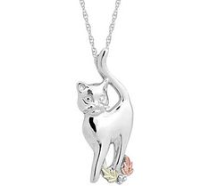 Black Hills Cat Pendant w/ Chain Sterling/12K Gold Black Cat Jewelry, Silver Cat Pendant, Necklaces Rose, Cat Necklace Silver, Paw Necklace, Black Hills Gold Jewelry, Enchanted Jewelry, Gold Animals, Black Gold Jewelry