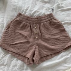 So Comfy And Has Pockets. Maud Color Comfy Pink Outfits, Knitting Cute, Cute Lounge, Striped Pajama, Cute Pajamas, Sleep Shorts, Old Navy Shorts, Cozy Fits, Loungewear Shorts