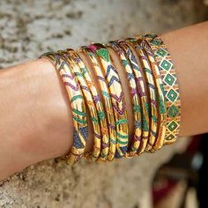 Faberge Jewelry, Apm Monaco, Fancy Jewellery Designs, Bracelet Simple, Bangles Jewelry Designs, Classy Jewelry, Fancy Jewellery, Handmade Jewelry Designs, Bangle Designs