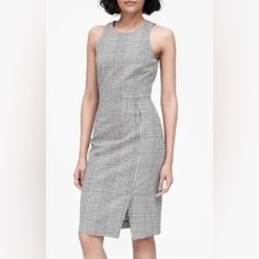 New Banana Republic Dress Banana Republic Dress Plaid Bi-Stretch Sheath Black/Gray Size: 4 Petite Gray Midi Length Dress For Work, Chic Gray Midi Dress For Formal Occasions, Chic Gray Formal Midi Dress, Chic Gray Knee-length Midi Dress, Chic Gray Midi Dress For Work, Chic Gray Dresses For Work, Gray Midi-length Office Dress, Gray Midi Length Office Dress, Gray Midi Office Dress