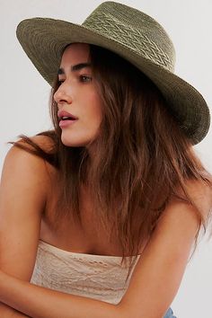 Add an effortless detail to your outfits with this sleek wide brim hat, featured in a packable design so you can look chic anywhere the wind takes you. **Features:** Structured style, packable design, woven fabrication, dipped crown, wide brim **Why We | Arrow Woven Packable Hat by Free People in Green Chic Sun Hat, Casual Brimmed Packable Hat, Casual Packable Brimmed Hat, Chic Packable Brimmed Sun Hat, Eco-friendly Lightweight Vacation Hat, Packable Brimmed Straw Hat, One Size Fits Most, Beach Hats Outfit, Summer Hats For Women Beach, Stylish Hats For Women