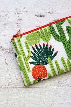 cactus change purse  cactus zipper pouch  cacti coin purse Small Zipper Pouch, Hand Painted Fabric, Clutch Pouch, Cactus Print, Change Purse, Botanical Pattern, Zip Pouch, Purse Pouch