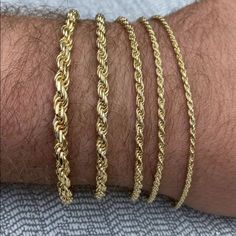 Men's Or Women's Rope Bracelet 14k Gold Over Solid 925 Sterling Silver Stamped "925" & "Italy" High Polished For A Shiny Look Very Nice Shiny Links This Is Real Vermeil Gold -- It Does Not Tarnish Or Fade And Yes It Can Be Worn In Water! This Listing Is For The Smallest Size (4mm) Thick And 8" Long Measure Your Wrist To Ensure It Will Fit. Braclets Gold, Gold Rope Bracelet, Arrow Pendant, Jewelry Set Design, Mens Gold Jewelry, Gold Rope Chains, Mens Gold Bracelets, Mens Leather Bracelet, Mens Beaded Bracelets