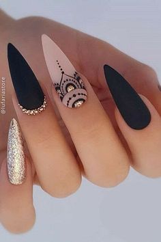 Mandala Nails, Black Stiletto Nails, Stiletto Nail Art, Stiletto Nails Designs, White Nail, Nails Inc, Nail Arts