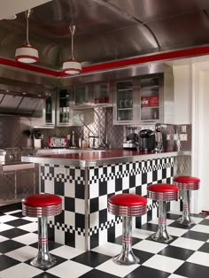 How To Create A Funky, Retro Kitchen-it'll never happen but I can dream! :) Coke Themed Kitchen, 50s Diner Kitchen, Diner Kitchen, 50s Kitchen, 50's Diner, Diner Ideas, 50s Diner, Retro Kitchens, Diner Decor