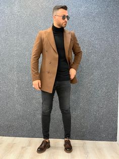 Collection: Fall – Winter 19/20 Product: Slim Fit Long Coat Available Size: 46-48-50-52-54-56 Coat Material: 49% Viscose, 49% Polyester, 2% Lycra Machine Washable: No Fitting: Slim-Fit Coffee Coat, Best Winter Coats, Tailored Trousers, Double Breasted Suit Jacket, Long Coat, Distressed Jeans, Winter Coat, Men's Blazer, Suit Jacket