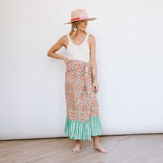 Sunshine Tienda® Floral Twin Print Vienna Sarong Sarong Dress, Summer Gifts, Block Printing, Beach Look, Dress Hats, Dress Cover, Kids Hats, Bold Prints, Sarong