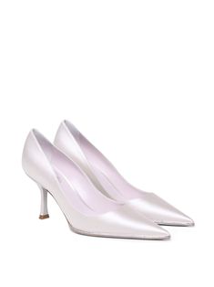 -Satin décolleté -Tapered tip -Heel: 5 cm -Made in Italy -Colour: Bridal white Formal White Satin Wedding Shoes, White Satin Wedding Shoes For Formal Occasions, White Satin Wedding Shoes With Pointed Toe, Elegant White Satin Wedding Shoes, Silk Heels For Gala, Luxury Low Heel Kitten Heels For Wedding, White Satin Evening Heels, Evening White Satin Heels, Elegant Wedding Shoes With Pointed Toe And Reinforced Heel