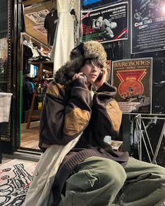 Cold Wear, Grandpa Style, Cool Outfits For Men, Mood Board Fashion, Pose Reference Photo, Alternative Outfits, Selfie Poses