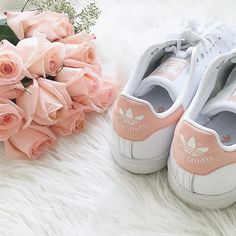 I get a lot of requests on where these peach Stan Smiths are from I got them at the adidas store on champs elysees in Paris not sure where else they can be found #kerinaootd #stansmith Girly Sneakers, Adidas Sl 72, Adidas Store, Varsity Sweater, Peach Blush, Victorias Secret Models, Chanel Espadrille, Adidas Nmd, Bride Shoes