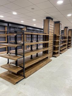 Raf
Raf sistemleri imalat satış Mini Grocery Store Design, Supermarket Interior Design, Bookcase Lighting