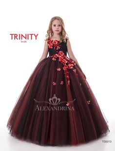 Flower Girl Dress - Birthday Wedding Party Holiday Bridesmaid Communion Lace Tulle #pinkdress #dressforprincess #flowergirldress #tulldress #princessdress Girls Ball Gown Dresses, Kingdom Boutique, Wine Colored Dresses, Girls Ruffle Dress, Girls Ball Gown, Junior Prom, Kids Dress Wear, White Flower Girl Dresses, Girl Dress Patterns