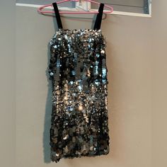 Zara Sequin Mini Dress. Beautiful! Silver Sequins Of Varying Sizes. Velvet Straps, Zipper On Side, Fully Lined, No Stretch. Never Worn. I Dont Know What I Was Thinking. I Was Obsessed With An Alice And Olivia Sequined Skirt ($300+!!!), Saw This Beauty And Got It! I Was Obviously Star Struck And Delusional Because This Thing Was Never Gonna Fit These Hips. My Loss, Your Gain Gray Sleeveless Mini Dress For Night Out, Gray Mini Party Dress, Gray Mini Length Evening Dresses, Gray Mini Length Dresses For Evening, Gray Mini Dress For Evening, Gray Mini Dress For Night Out, Zara Pleated Dress, Combination Dresses, Sequined Skirt