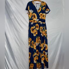 Ouges Women's Dress Sunflower Print V Neck Maxi Short Sleeve Stretch Size Large New With Tags Yellow V-neck Floral Dress For Beach, Yellow V-neck Floral Beach Dress, Casual Yellow Sunflower Print Dress, Yellow Sunflower Print Dress For Beach, Yellow Sunflower Print Beach Dress, Yellow Floral Print V-neck Maxi Dress, Yellow Floral Short Sleeve Dress For Beach, Yellow Flowy V-neck Floral Dress, Yellow V-neck Floral Summer Dress