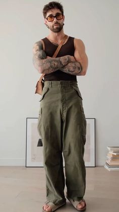 Festival Outfits Men, Classy Outfits Men, Street Style Outfits Men, Guys Clothing Styles, Mens Outfit Inspiration, Cool Outfits For Men, Men Fashion Casual Outfits, Streetwear Men Outfits