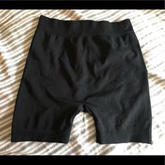 Brand New Without Tag Nwot Women’s High Waist Active Shorts Athletic Shorts Underwear Classic Black It’s Size Small When I Purchase (I Don’t See Size Tag On It) Measures Waist Lay Flat Is 25” Never Worn. Excellent Condition. Perfect For Working Out At Home. #0 High Waist Elastic Black Shorts, Black High Waist Elastic Shorts, Elastic Black Workout Shorts, Black Elastic Workout Shorts, Black Elastic Seamless Bottoms, Black Biker Shorts For Loungewear, Black Stretch Seamless Shorts, Black Seamless Shorts For Loungewear, Black Stretch Shorts For Loungewear