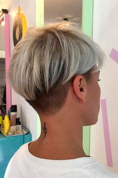 Pixie With Undercut, Short Haircuts With Bangs, New Short Hairstyles, Short Grey Hair, Short Hair Styles For Round Faces, Short Haircut, Short Blonde