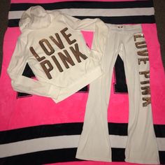 Very Rare && Htf White Velour Vs Pink Gold Bling Set I’ve Never Personally Wore This But I Purchased In Euc With Very Little Flaws Which Is Hard To Find With An All White Set Like This Will Update With Better Pics Soon Willing To Trade For Major Iso Cheaper Elsewhere Make An Offer Both Sized Medium Bottoms Are Missing Draw String I Also Have This Same Exact Set In Gray Fashion Show Exclusive! Chanel Heels, White Set, Pink Love, All White, Grey Fashion, Girly Girl, Vs Pink, Pink Gold, Victoria's Secret Pink