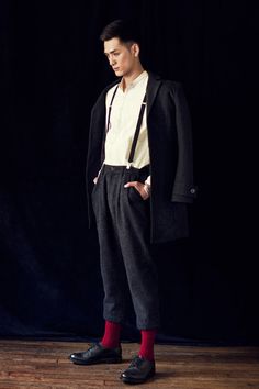 Studious / Hypebeast Modern Chinese Fashion, Eye Clothing, Boy Street Style, Suspenders Pants, New Years Look, Boy Toy, Suspenders Men, Classy Men, Best Mens Fashion