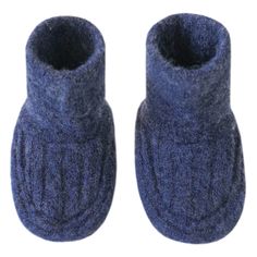 A timeless treasure.Keep little feet toasty with these super-soft and stretchy sweater booties. They're sure to become a cherished family keepsake.
Super-soft fabric
Made with stretch
A cozy keepsake Navy And Copper, Baby Size Chart, Navy Blanket, Blanket Sweater, Copper Pearl, Family Keepsakes, Sweater Collection, Navy Sweaters, Baby Size