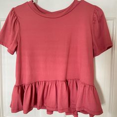 Cute Junior Top Size M But Fits Women Size Petite (S). Color Is A Nice Mauve Let Me Know If Y’all Have Any Questions Xoxo Chic Pink Solid Color Top, Chic Solid Pink Top, Feminine Pink Solid Color Tops, Red Feminine Short Sleeve Top, Feminine Red Short Sleeve Top, Feminine Red Cotton Tops, Red Cotton Feminine Tops, Mauve Top, Fits Women