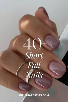 Short Gel Nails Chrome, Short Nail Shape Ideas, Fall Chrome Nails 2024, Fall 2024 Nail Color Trends, Nails September 2024, Fall 2024 Nails Trends, Fall Nails One Color, Fall Nails Almond Shape Short, Fall Nail Looks