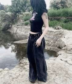 Cute Goth Aesthetic Outfits, Casual Goth Outfits Grunge, Comfy Goth Outfits, Comfy Grunge Outfits, Emo Skater, Casual Goth, Alt Outfits, Baggy Clothes, Dark Outfits