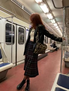 Pretty Date Outfit, 1960 Aesthetic Fashion, 90s Corset Outfit, Feminine Punk Outfits, Long Dress Layering Outfit, Artist Fashion Outfits, Loser Core Outfits, Female Gaze Outfits, Plaid Maxi Skirt