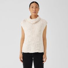 Irresistibly cozy. A sumptuous turtleneck top that can be worn on its own or layered over slim tops. In slubby organic cotton with unmatched texture. Turtleneck Tunic Sweater, Sleeveless Turtleneck Sweaters, Funnel Neck Sweater, Cowl Neck Long Sleeve, Sleeveless Turtleneck, Ladies Turtleneck Sweaters, Organic Cotton Yarn, Grey Knit Sweater, Wool Turtleneck