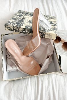 Color: Nude, Clear Clear Strap Open Toe 4" Clear/Lucite Heel Not Wide Foot Approved Runs True To Size Restocked: 2/1/24 Bridesmaids Heels, Corset Maxi Dress, Clear Strap Heels, Transparent Heels, Lucite Heels, Lantern Sleeve Sweater, Vegas Outfit, Heels Outfits, Bridesmaid Shoes