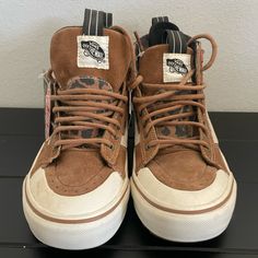 New With Tags No Box Never Worn Size 5.5 Water Resistant Warm Made For The Outdoors Vans Brown High-top Sneakers, Brown High-top Vans Sneakers, Vans Boots, Vans Shoes Women, Vans Brown, Suede Vans, Vans Suede, Leopard Print Boots, Vans Hi